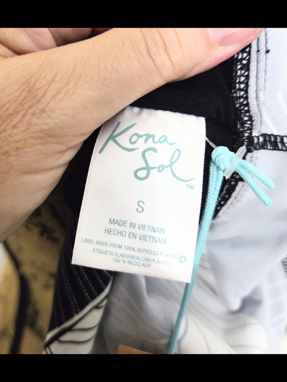 Kona Sol Black & White Leaf Print Peplum Swim Top - Picture 8 of 12